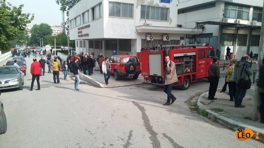  Αναστάτωση στο ΑΠΘ | Φωτιά σε υπόγειο (ΦΩΤΟ)