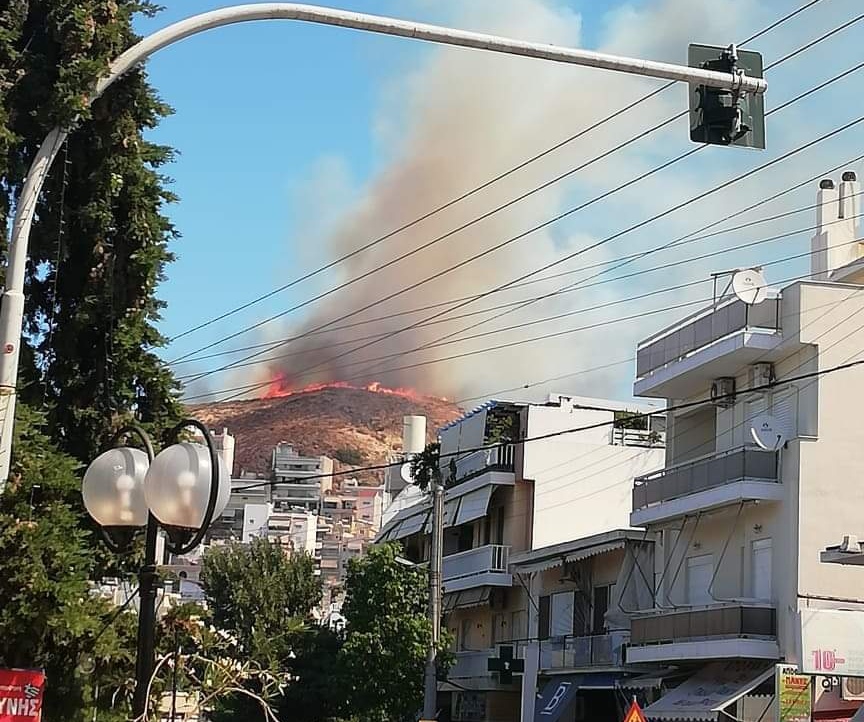  #Υμηττός | σε εξέλιξη φωτιά κοντά σε σπίτια – Πύρινο μέτωπο και στα Τουρκοβούνια