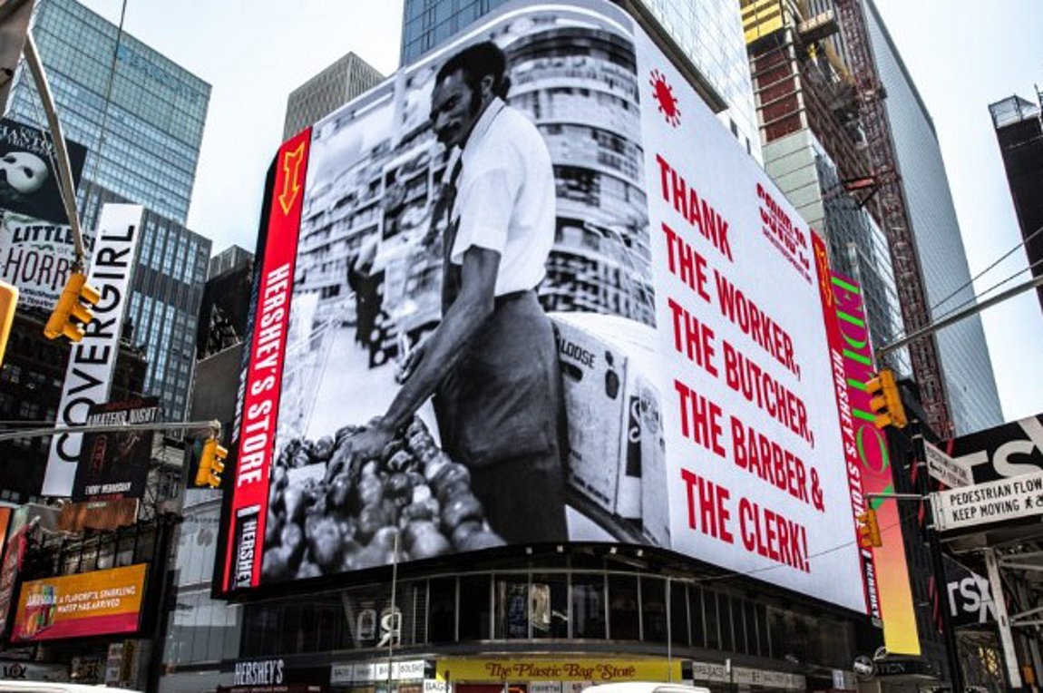  #PIXUR | Διαφημιστικές πινακίδες στην Αμερική για τους «ήρωες της πρώτης γραμμής»